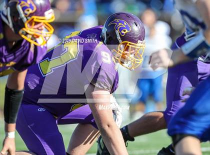 Thumbnail 3 in Mound City/Craig vs. Southwest/Hale/Tina-Avalon (MSHSAA 8-Man Championship) photogallery.