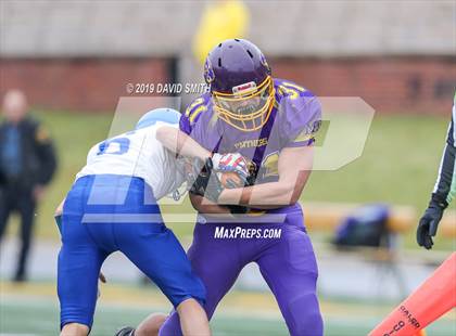 Thumbnail 1 in Mound City/Craig vs. Southwest/Hale/Tina-Avalon (MSHSAA 8-Man Championship) photogallery.