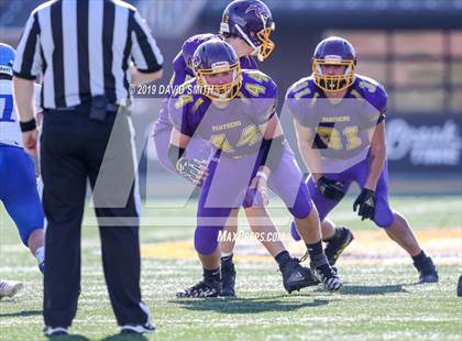 Thumbnail 2 in Mound City/Craig vs. Southwest/Hale/Tina-Avalon (MSHSAA 8-Man Championship) photogallery.