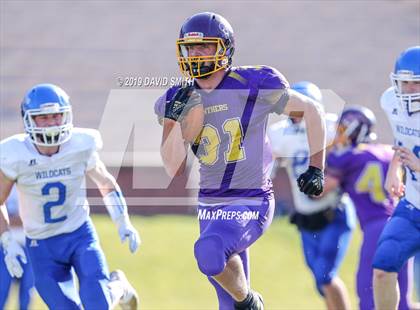 Thumbnail 3 in Mound City/Craig vs. Southwest/Hale/Tina-Avalon (MSHSAA 8-Man Championship) photogallery.