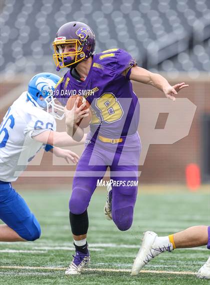 Thumbnail 3 in Mound City/Craig vs. Southwest/Hale/Tina-Avalon (MSHSAA 8-Man Championship) photogallery.