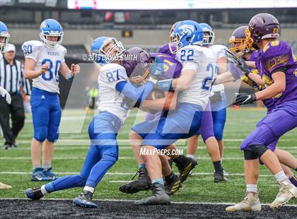 Thumbnail 1 in Mound City/Craig vs. Southwest/Hale/Tina-Avalon (MSHSAA 8-Man Championship) photogallery.
