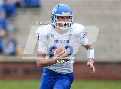 Thumbnail 1 in Mound City/Craig vs. Southwest/Hale/Tina-Avalon (MSHSAA 8-Man Championship) photogallery.