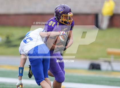 Thumbnail 3 in Mound City/Craig vs. Southwest/Hale/Tina-Avalon (MSHSAA 8-Man Championship) photogallery.