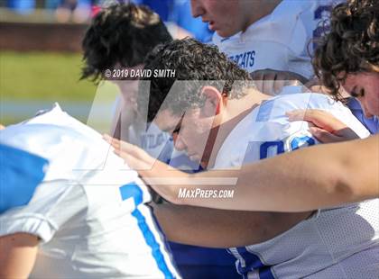Thumbnail 3 in Mound City/Craig vs. Southwest/Hale/Tina-Avalon (MSHSAA 8-Man Championship) photogallery.