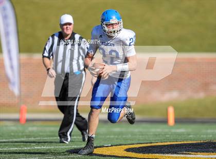 Thumbnail 1 in Mound City/Craig vs. Southwest/Hale/Tina-Avalon (MSHSAA 8-Man Championship) photogallery.