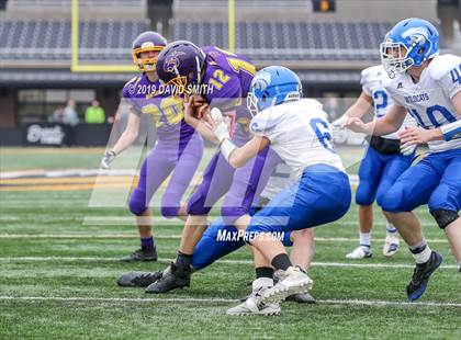Thumbnail 1 in Mound City/Craig vs. Southwest/Hale/Tina-Avalon (MSHSAA 8-Man Championship) photogallery.