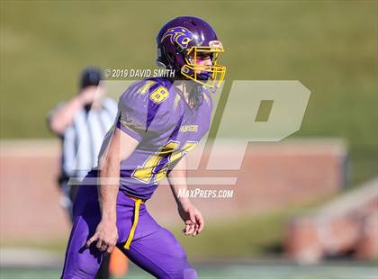 Thumbnail 2 in Mound City/Craig vs. Southwest/Hale/Tina-Avalon (MSHSAA 8-Man Championship) photogallery.