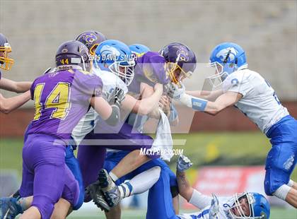 Thumbnail 3 in Mound City/Craig vs. Southwest/Hale/Tina-Avalon (MSHSAA 8-Man Championship) photogallery.