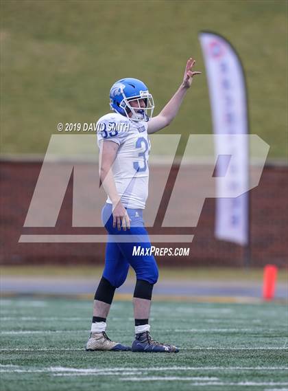 Thumbnail 1 in Mound City/Craig vs. Southwest/Hale/Tina-Avalon (MSHSAA 8-Man Championship) photogallery.