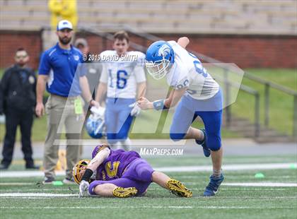 Thumbnail 2 in Mound City/Craig vs. Southwest/Hale/Tina-Avalon (MSHSAA 8-Man Championship) photogallery.