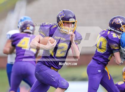 Thumbnail 3 in Mound City/Craig vs. Southwest/Hale/Tina-Avalon (MSHSAA 8-Man Championship) photogallery.