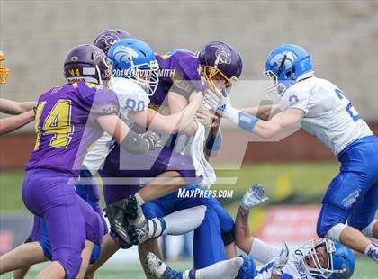 Thumbnail 2 in Mound City/Craig vs. Southwest/Hale/Tina-Avalon (MSHSAA 8-Man Championship) photogallery.