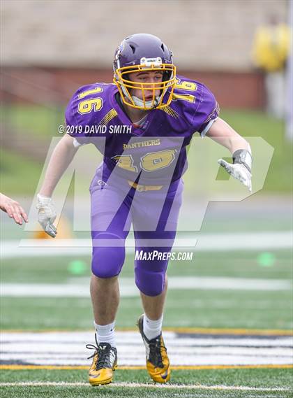 Thumbnail 1 in Mound City/Craig vs. Southwest/Hale/Tina-Avalon (MSHSAA 8-Man Championship) photogallery.