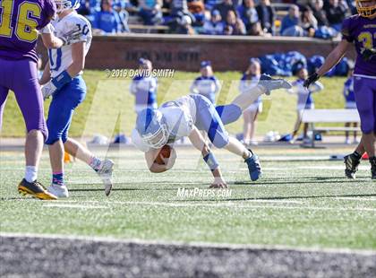 Thumbnail 1 in Mound City/Craig vs. Southwest/Hale/Tina-Avalon (MSHSAA 8-Man Championship) photogallery.