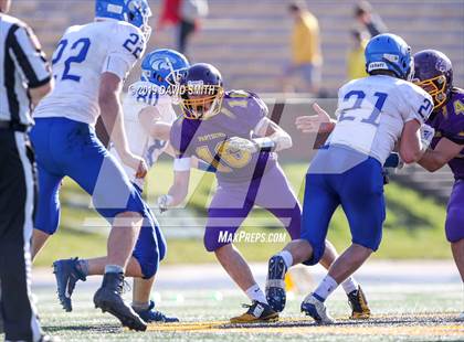 Thumbnail 2 in Mound City/Craig vs. Southwest/Hale/Tina-Avalon (MSHSAA 8-Man Championship) photogallery.