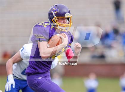 Thumbnail 2 in Mound City/Craig vs. Southwest/Hale/Tina-Avalon (MSHSAA 8-Man Championship) photogallery.