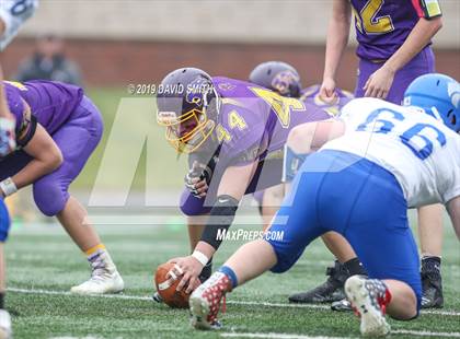Thumbnail 3 in Mound City/Craig vs. Southwest/Hale/Tina-Avalon (MSHSAA 8-Man Championship) photogallery.