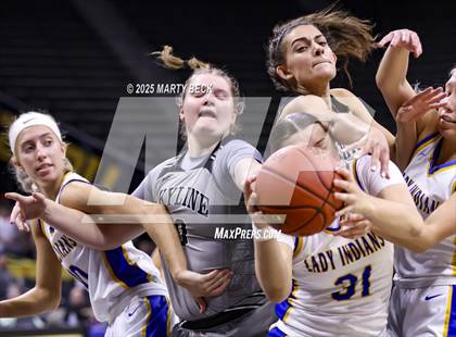 Thumbnail 2 in Skyline vs St. Vincent (MSHSAA Class 2 Championship) photogallery.