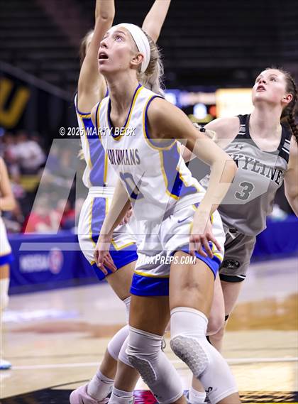 Thumbnail 3 in Skyline vs St. Vincent (MSHSAA Class 2 Championship) photogallery.