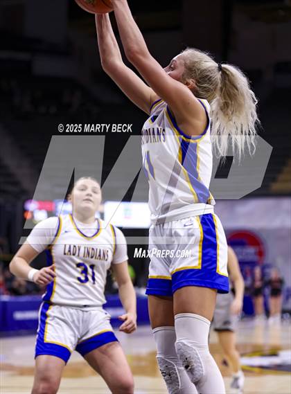 Thumbnail 2 in Skyline vs St. Vincent (MSHSAA Class 2 Championship) photogallery.