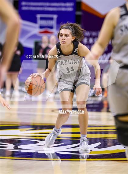 Thumbnail 2 in Skyline vs St. Vincent (MSHSAA Class 2 Championship) photogallery.