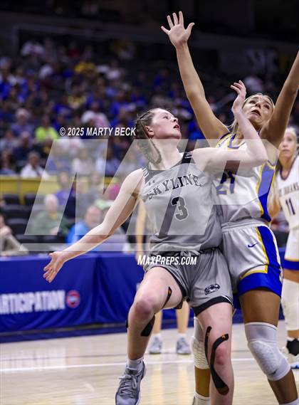 Thumbnail 1 in Skyline vs St. Vincent (MSHSAA Class 2 Championship) photogallery.