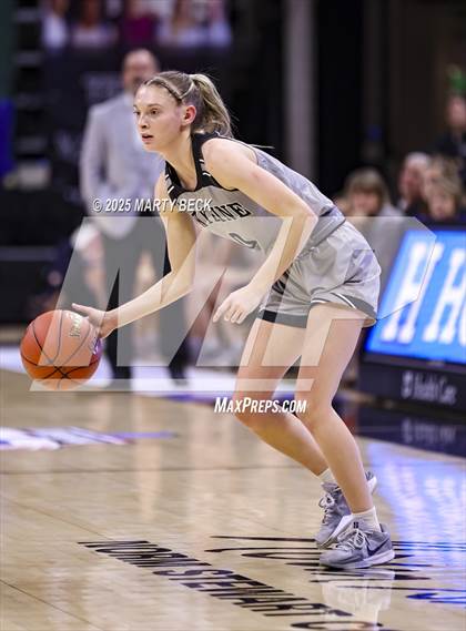 Thumbnail 3 in Skyline vs St. Vincent (MSHSAA Class 2 Championship) photogallery.