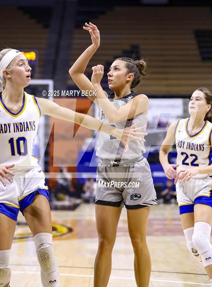 Thumbnail 3 in Skyline vs St. Vincent (MSHSAA Class 2 Championship) photogallery.