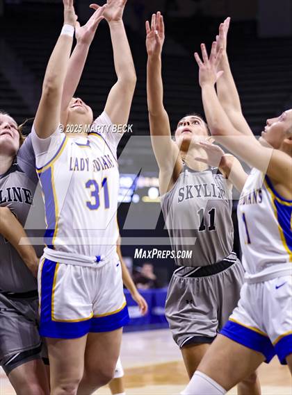 Thumbnail 3 in Skyline vs St. Vincent (MSHSAA Class 2 Championship) photogallery.