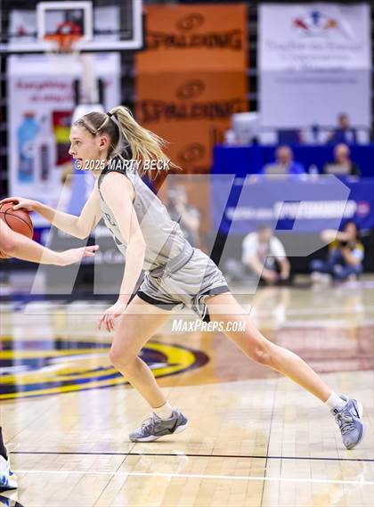 Thumbnail 2 in Skyline vs St. Vincent (MSHSAA Class 2 Championship) photogallery.