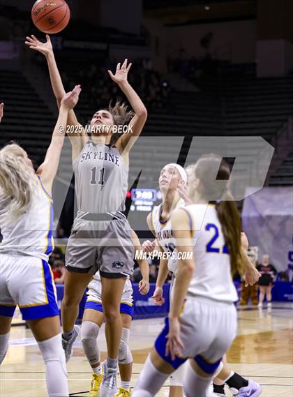 Thumbnail 2 in Skyline vs St. Vincent (MSHSAA Class 2 Championship) photogallery.