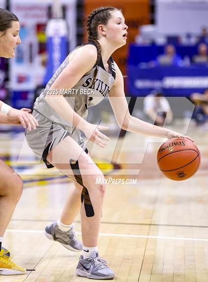 Thumbnail 1 in Skyline vs St. Vincent (MSHSAA Class 2 Championship) photogallery.