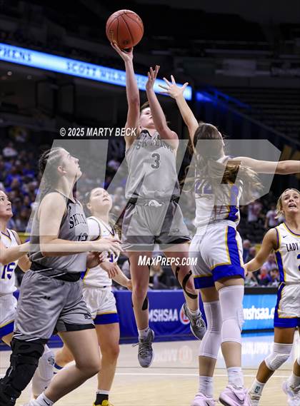 Thumbnail 3 in Skyline vs St. Vincent (MSHSAA Class 2 Championship) photogallery.