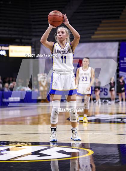 Thumbnail 1 in Skyline vs St. Vincent (MSHSAA Class 2 Championship) photogallery.