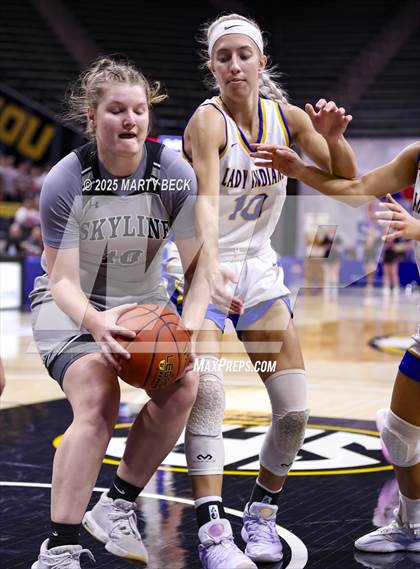 Thumbnail 1 in Skyline vs St. Vincent (MSHSAA Class 2 Championship) photogallery.
