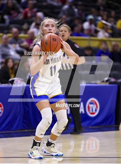 Thumbnail 1 in Skyline vs St. Vincent (MSHSAA Class 2 Championship) photogallery.