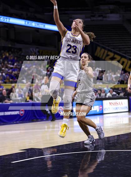 Thumbnail 1 in Skyline vs St. Vincent (MSHSAA Class 2 Championship) photogallery.