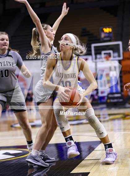 Thumbnail 1 in Skyline vs St. Vincent (MSHSAA Class 2 Championship) photogallery.
