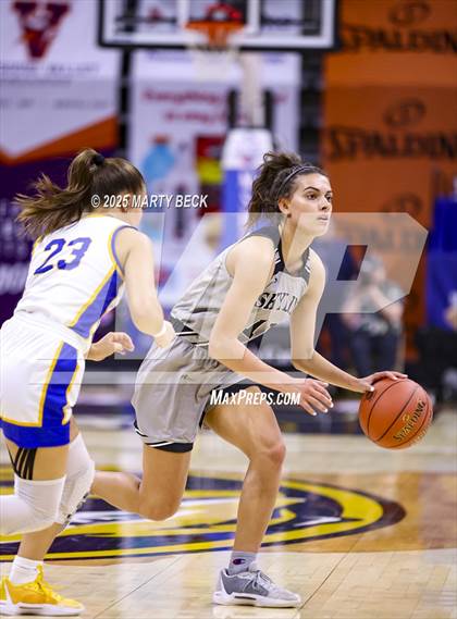 Thumbnail 1 in Skyline vs St. Vincent (MSHSAA Class 2 Championship) photogallery.