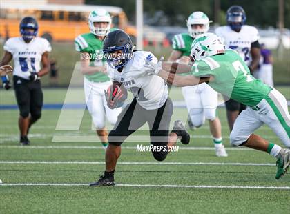 Thumbnail 3 in Smithville vs Raytown (Liberty Jamboree) photogallery.