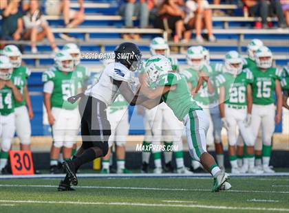 Thumbnail 1 in Smithville vs Raytown (Liberty Jamboree) photogallery.