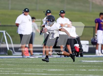 Thumbnail 1 in Smithville vs Raytown (Liberty Jamboree) photogallery.