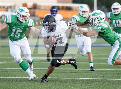 Thumbnail 1 in Smithville vs Raytown (Liberty Jamboree) photogallery.