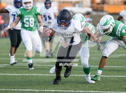 Thumbnail 3 in Smithville vs Raytown (Liberty Jamboree) photogallery.