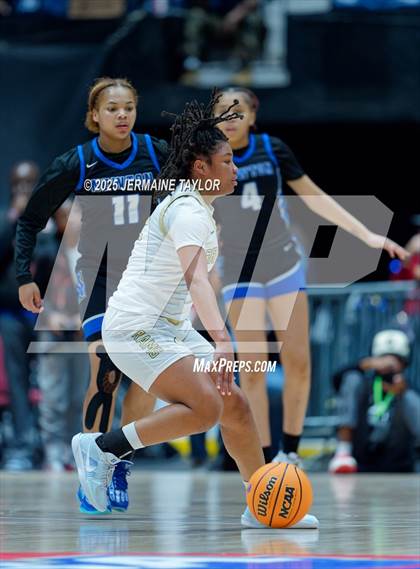 Thumbnail 2 in Newton vs. Grayson (GHSA 6A Finals) photogallery.