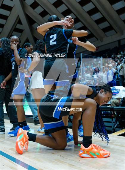 Thumbnail 2 in Newton vs. Grayson (GHSA 6A Finals) photogallery.