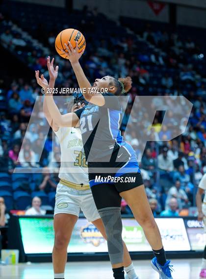 Thumbnail 1 in Newton vs. Grayson (GHSA 6A Finals) photogallery.