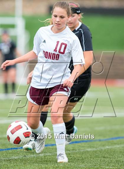 Thumbnail 2 in Ponderosa vs. Holy Family (CHSAA 4A 1st Round) photogallery.