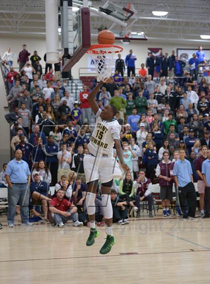 Thumbnail 3 in MaxPreps Holiday Classic Slam Dunk Contest photogallery.